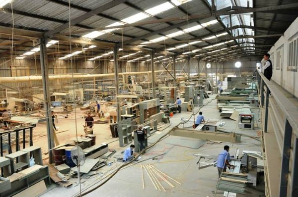 Xưởng gỗ công nghiệp